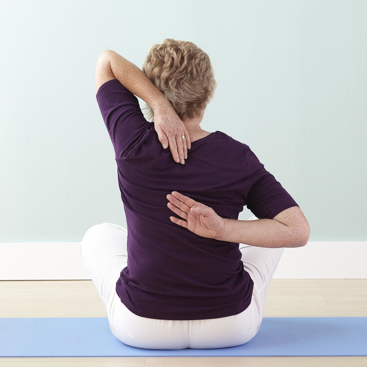 shoulder reach shoulder reach