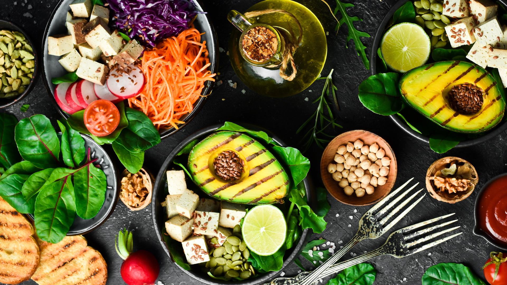 12 Months of Healthy Eating: Embrace Superfoods for a Healthier You