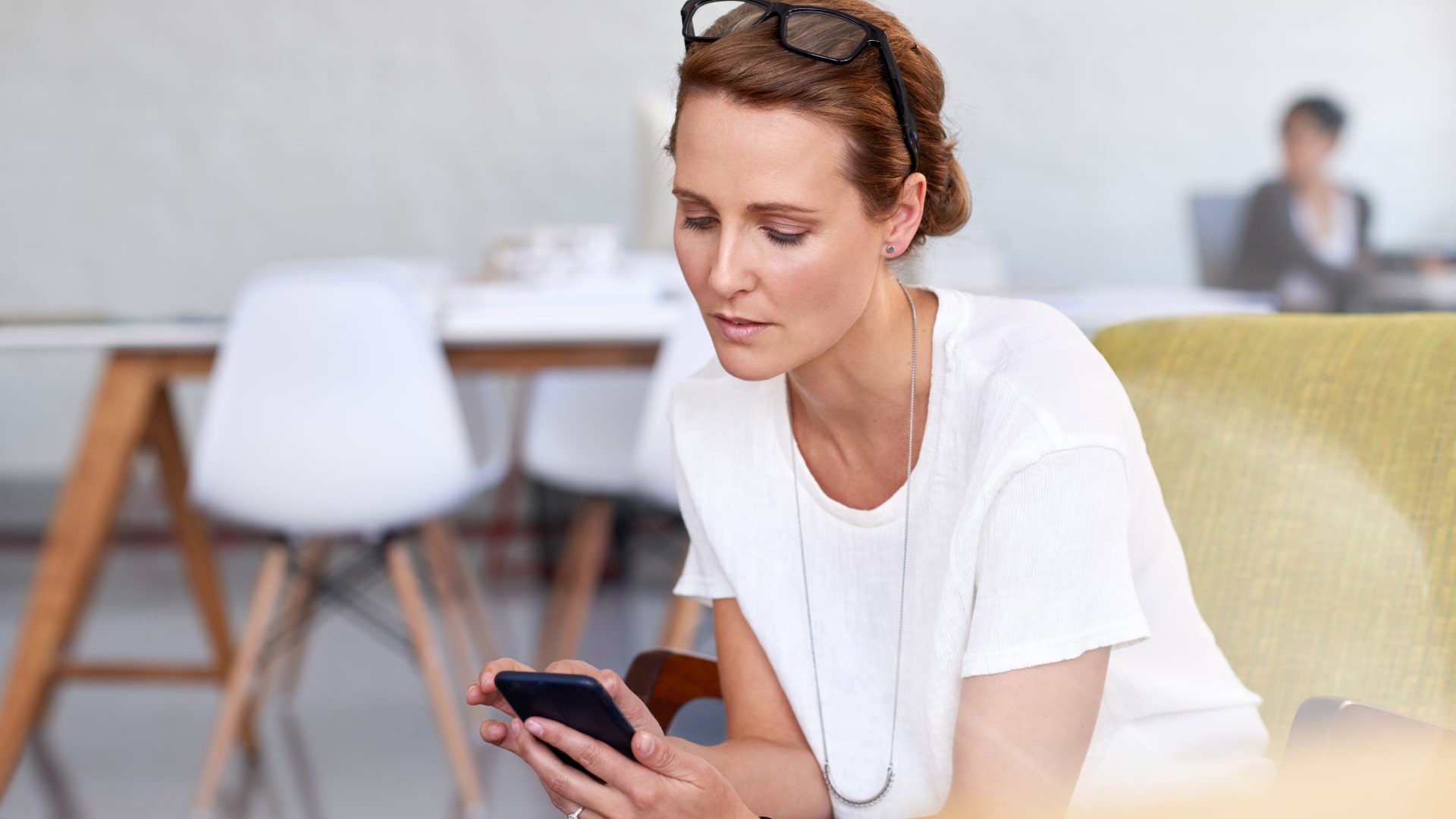 Balancing Social Media and Emotional Wellbeing as We Age